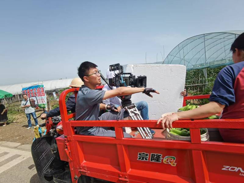 电商爆款背后的推手：深圳产品视频拍摄公司精准捕捉卖点痛点